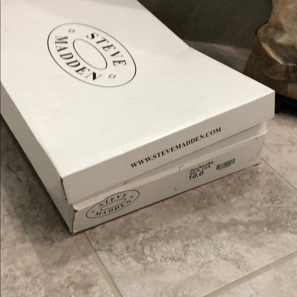 Steve Madden Leather Boots - Picture 2 of 6